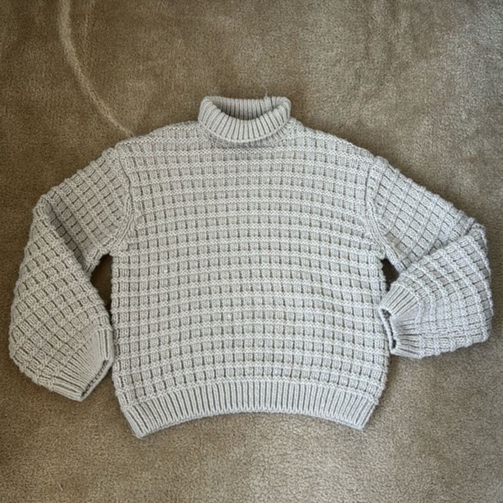 H&M Sweater